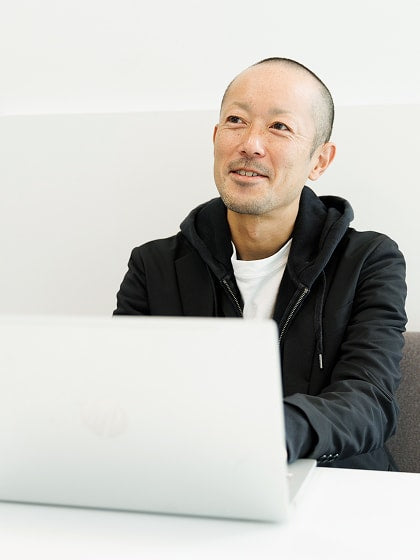多様な経験を武器に、人と組織を動かす。組織の心臓として成長の中心を担う存在へ。
